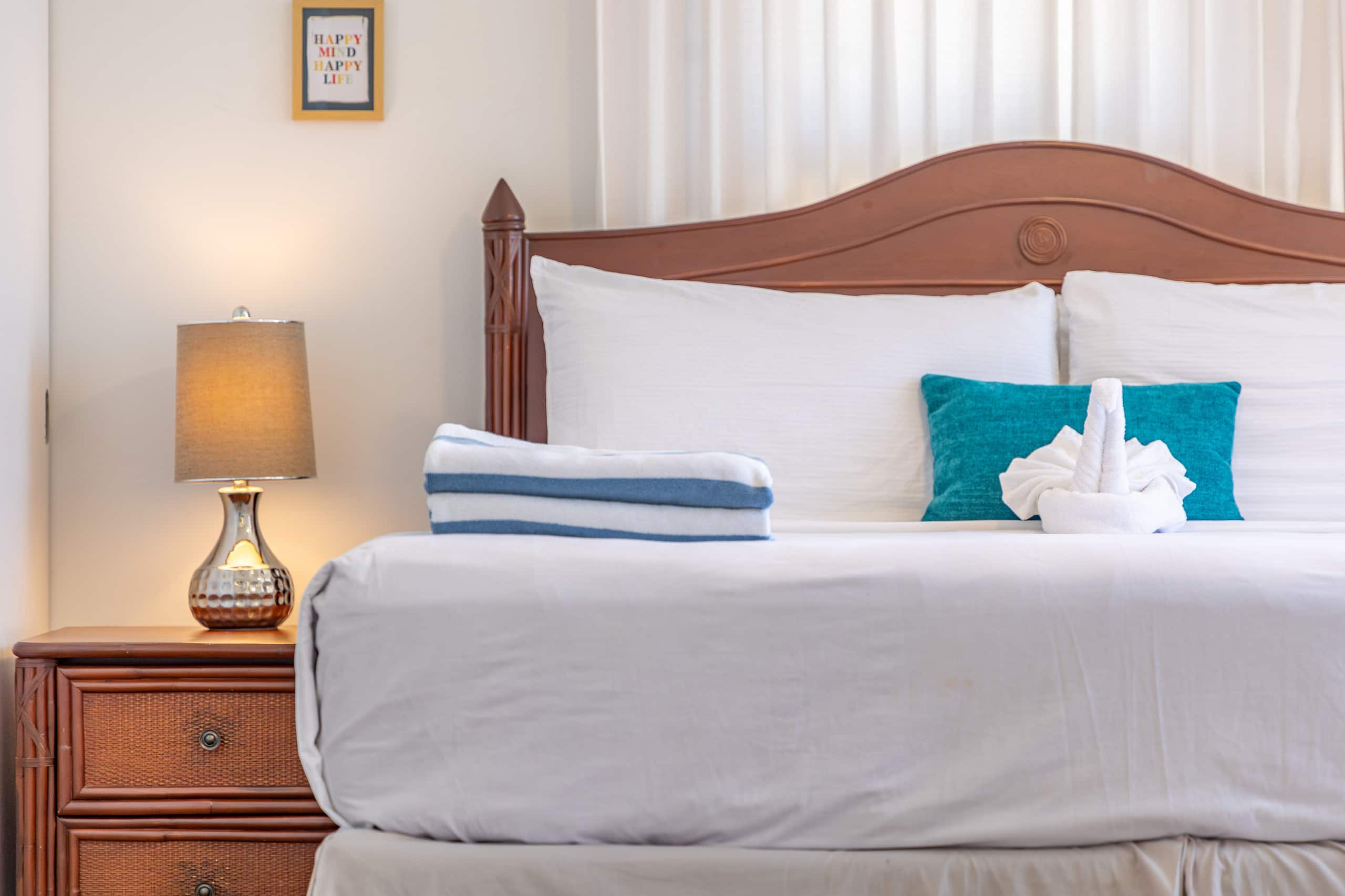 Condo in Honolulu · ★5.0 · 1 bedroom · 2 beds · 1 private bath - Image 32