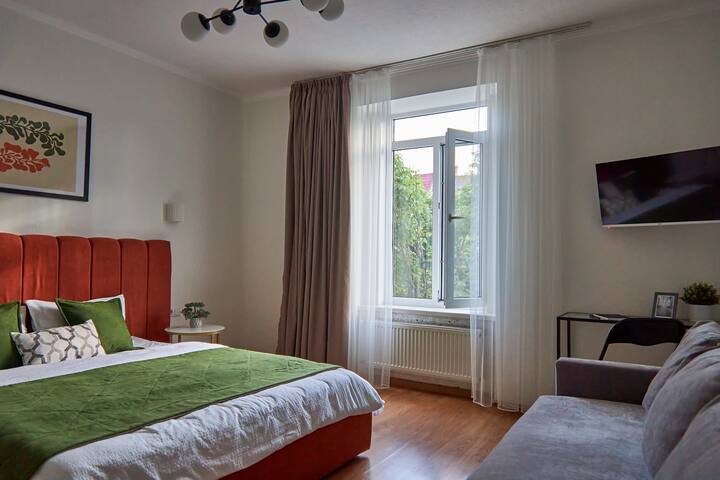 Modern And Bright Suite 4 - Мукачево