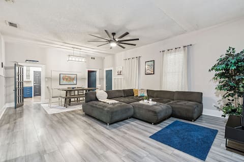 Top Airbnb: Cozy Tampa Home! Walk to Restaurants, Bars, Shops! in Historic Ybor