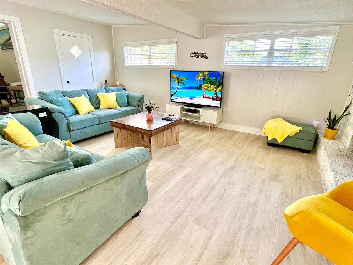 Top performing Airbnb: Pool home 5 min from Beach, 2bed 1bth, in Jacksonville Beach