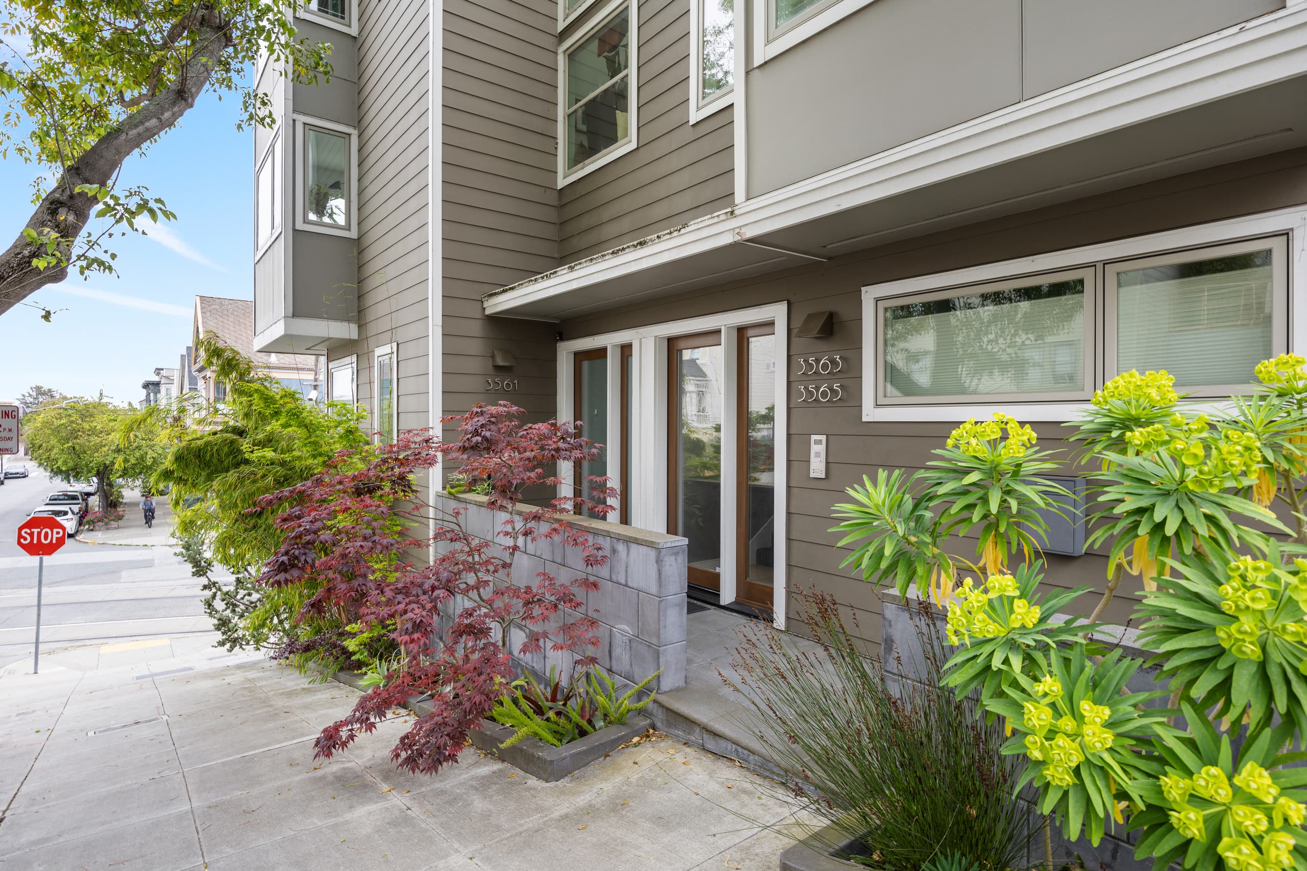 Condo in San Francisco · ★4.99 · 2 bedrooms · 2 beds · 2.5 baths - Image 44