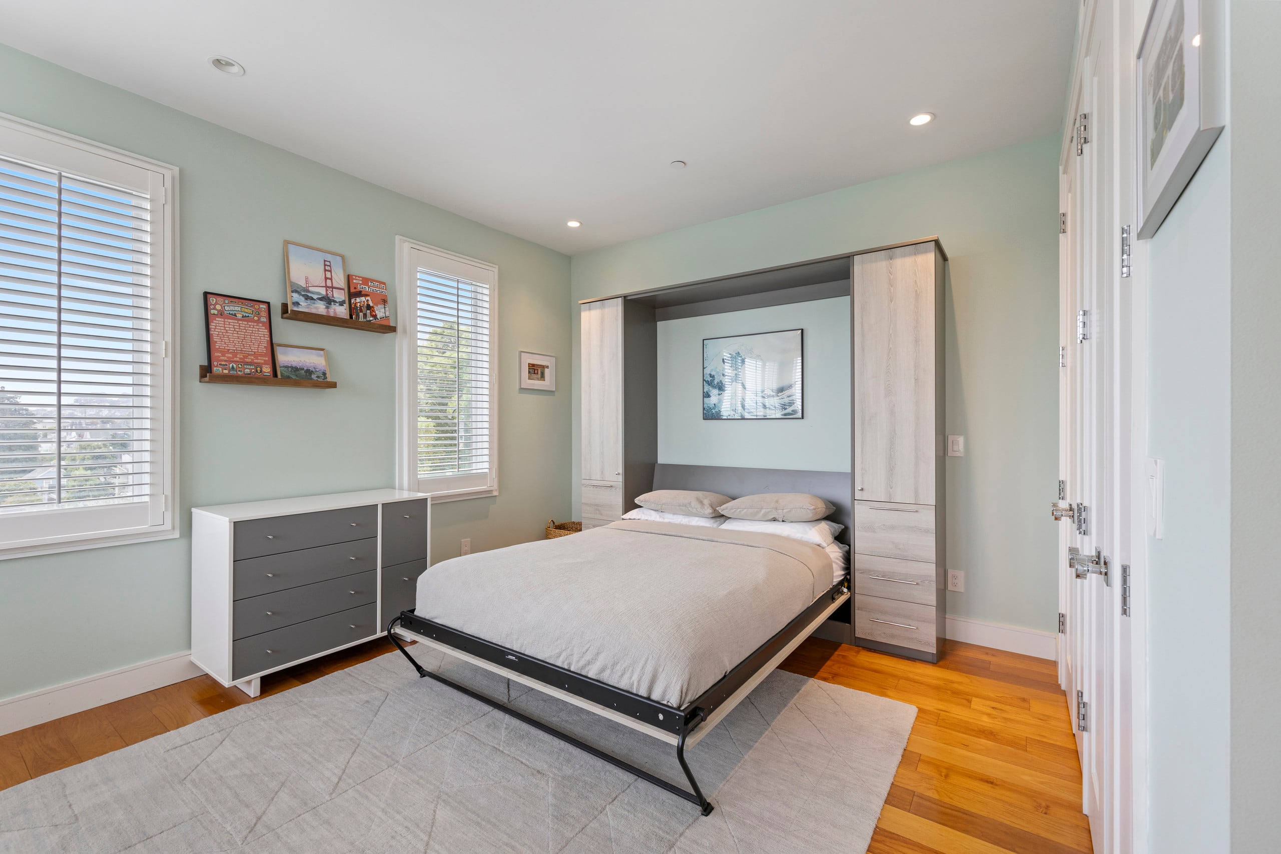 Condo in San Francisco · ★4.99 · 2 bedrooms · 2 beds · 2.5 baths - Image 20