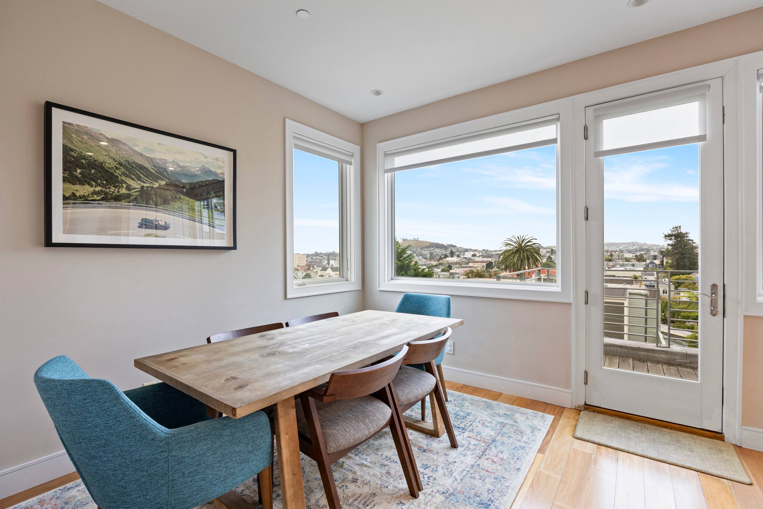 Condo in San Francisco · ★4.99 · 2 bedrooms · 2 beds · 2.5 baths - Image 12