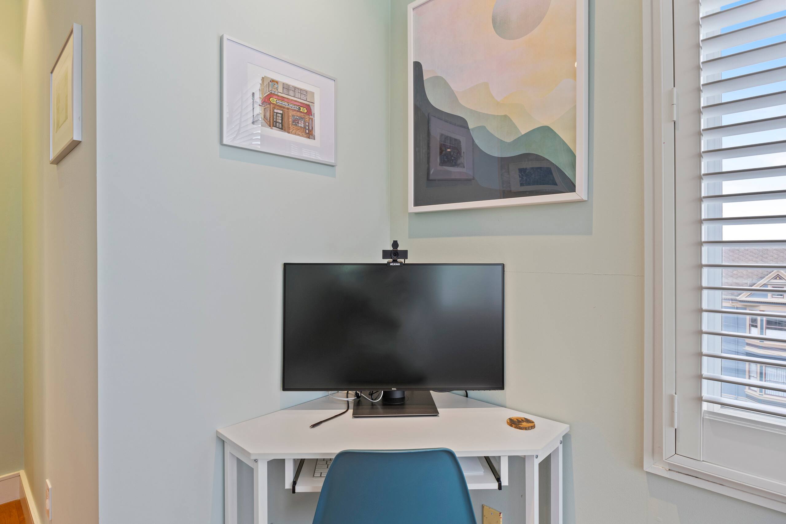 Condo in San Francisco · ★4.99 · 2 bedrooms · 2 beds · 2.5 baths - Image 37