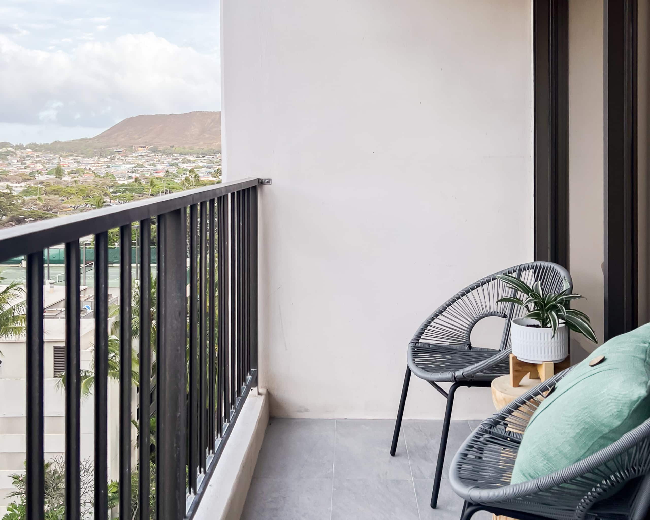 Condo in Honolulu · ★4.97 · 1 bedroom · 1 bed · 1 private bath - Image 22
