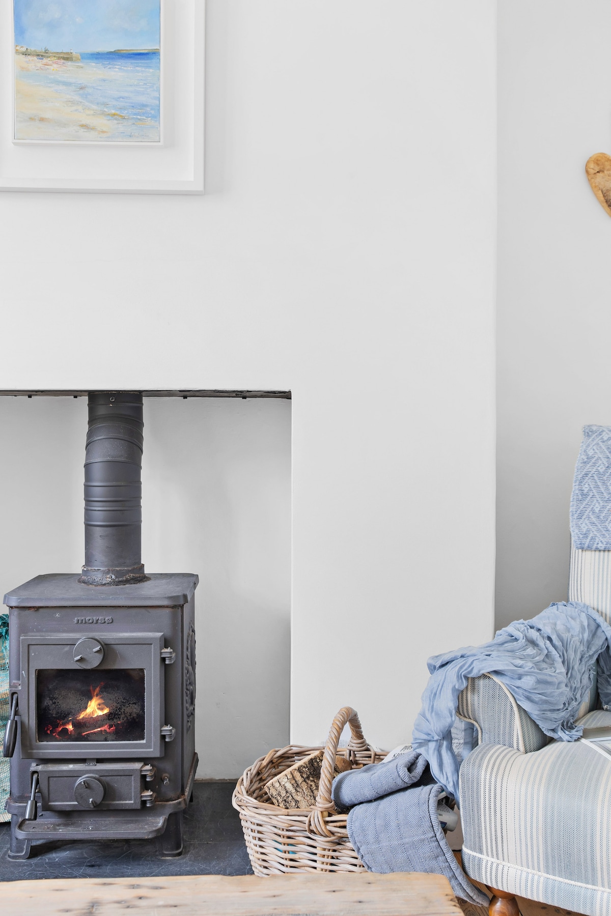 Top Airbnb: Stylish house overlooking river with harbour view in Fowey