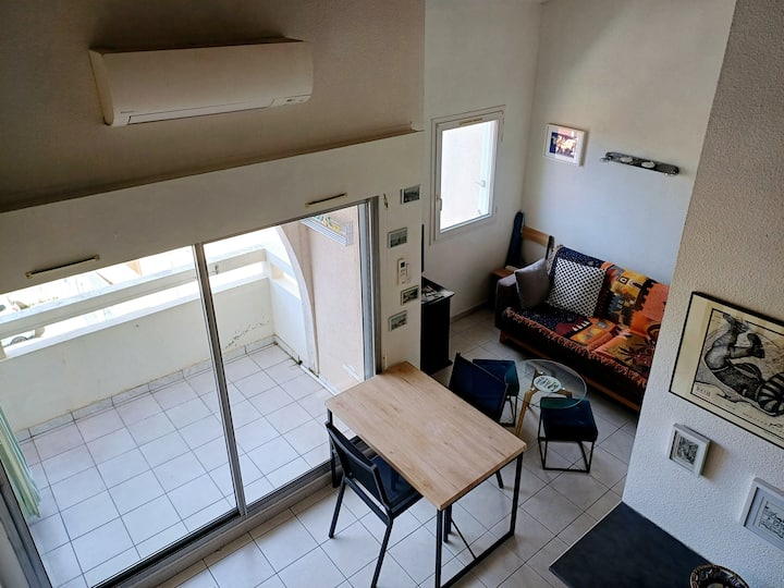 Possibilité de mettre la table de dehors dedans (hiver)
