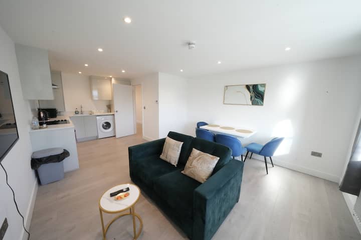 2 Full Flats-parking-ev Charge-near Heathrow - Thorpe Park Resort