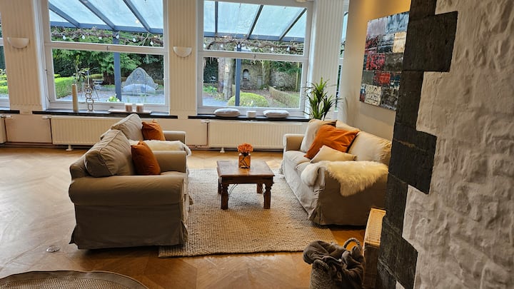 Das Ganze Chateau Thor - Bis Zu 22 (26) Personen - Aachen