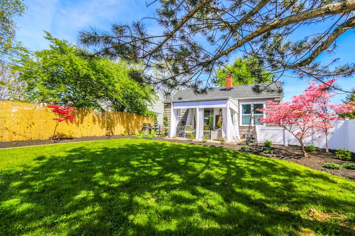 Urban Oasis in Southern Orchards with 2 car garage gallery image 4