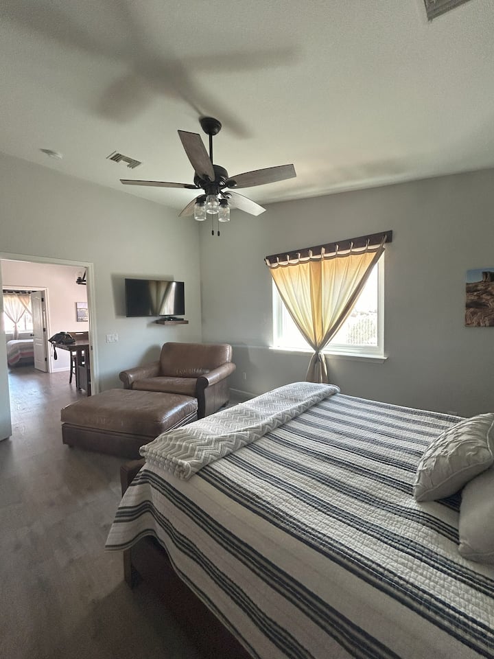 Კომფორტული მატრასი „Queen Size“ მეხსიერების ქაფით