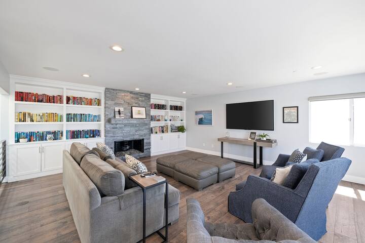 Luxe & Comfy Gem: Ocean View Decks, Hot Tub gallery image 4