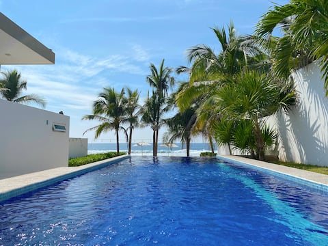 Casa Gardenia - Beachfront House - Private Pool