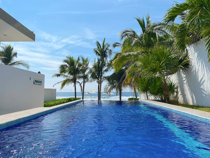 Casa Gardenia - Beachfront House - Private Pool