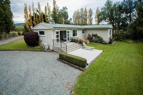 Castlemaine Cottage