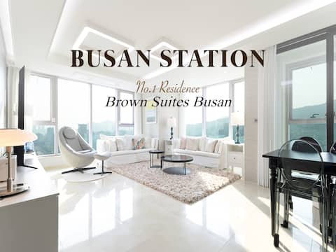 【5 minutes from Busan Station】 #MarinaView #MassageChair｜146m²｜Up to 11 people｜5 beds｜Self-catering｜