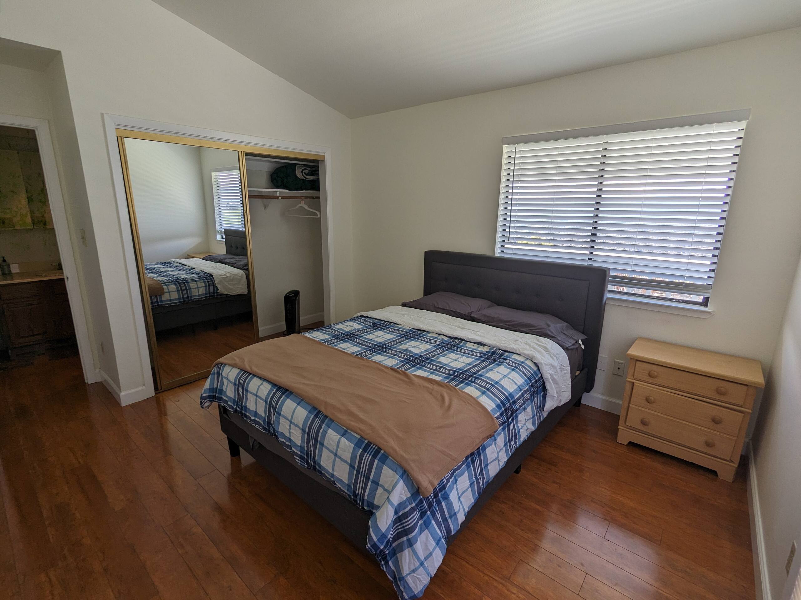 Peaceful Duplex with Private Entrance, Fireplace - Photo 1