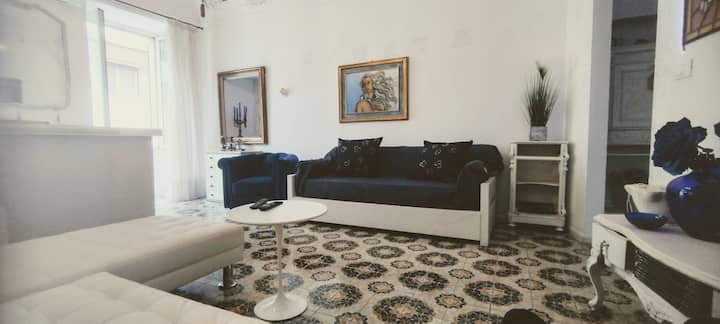 Appartamento Arte
Centralissimo/lusso - Imperia