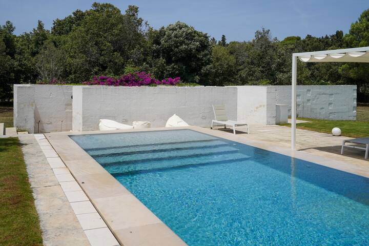 Villa moderna con piscina, vicino alle spiagge gallery image 4