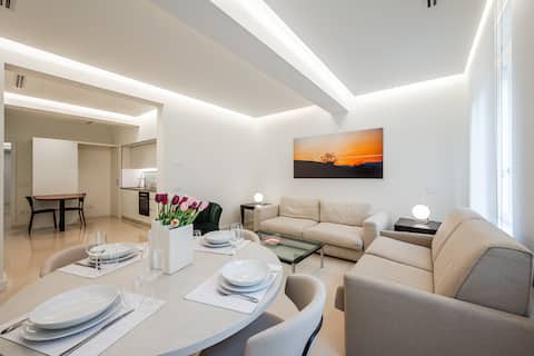 Proprietà Airbnb di successo: Luxury 2BR Home in the Heart of Modena Old Town a Modena