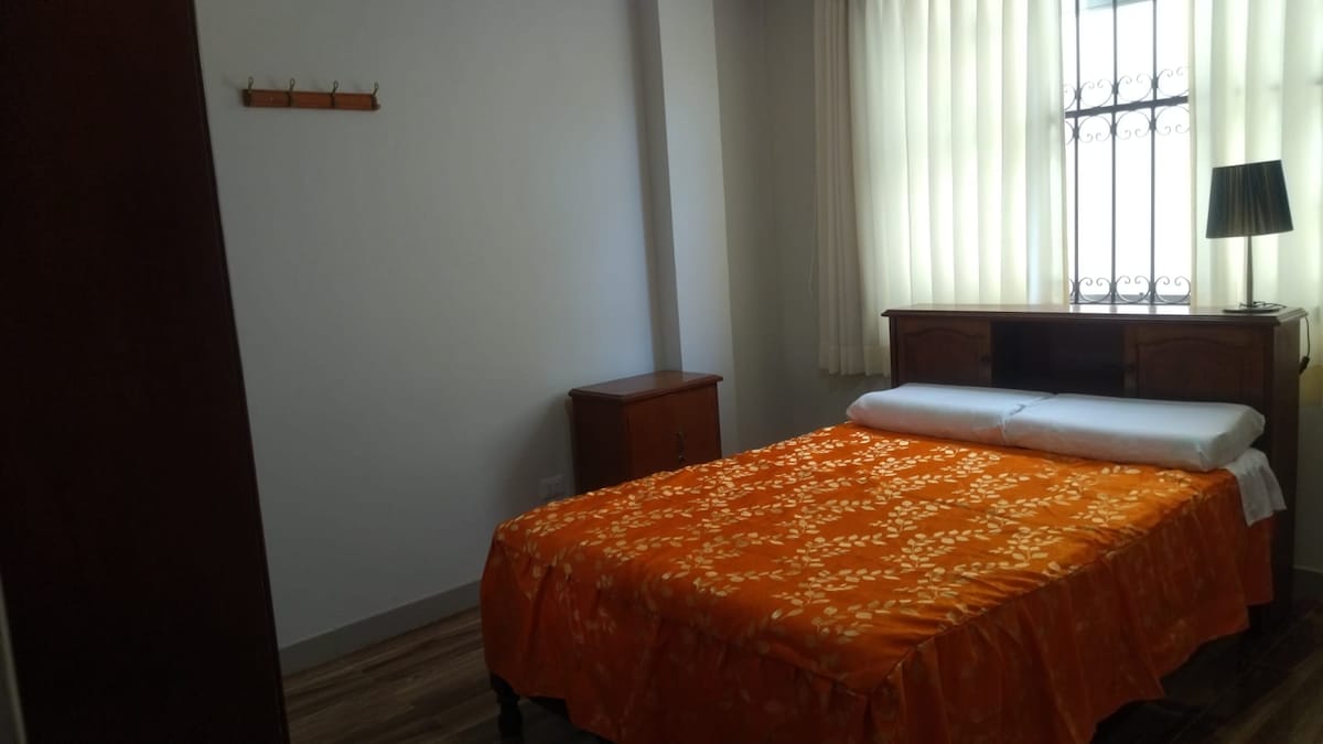 غرفة النوم 1