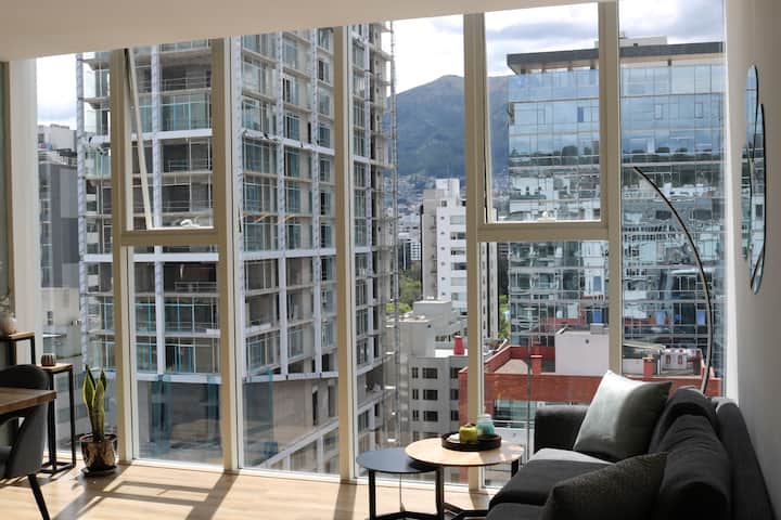 Fancy Suite In Quito's Downtown -
Pool, Sauna, Gym - Quito