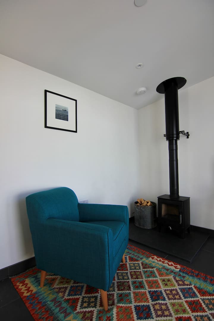 The Lambing Shed, Converted Barn Nr Little Haven - Haverfordwest