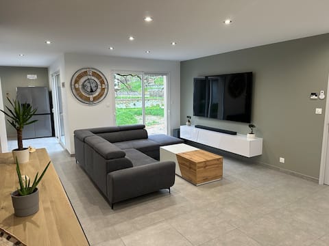 New house in Parthenay