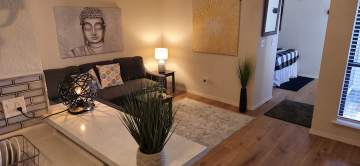 Cozy Updated Cove Of Heaven 5 Mins To Lake Hefner! - Oklahoma City, OK