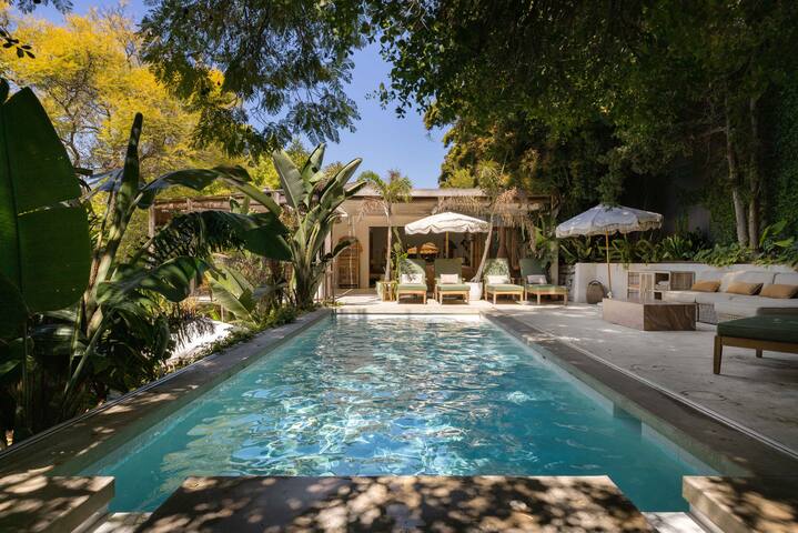 Echo Park Design Home with Pool gallery image 2