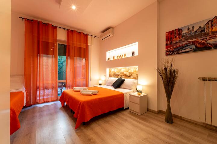 Apartment MagicFiveRooms gallery image 2