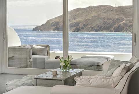 "Walk to 4 beaches" villa by CalypsoSunsetVillas