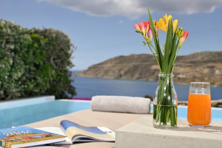 4 beaches walk villa-hot tub byCalypsoSunsetVillas gallery image 2