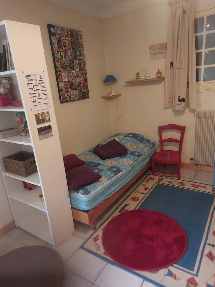 საძინებელი 4