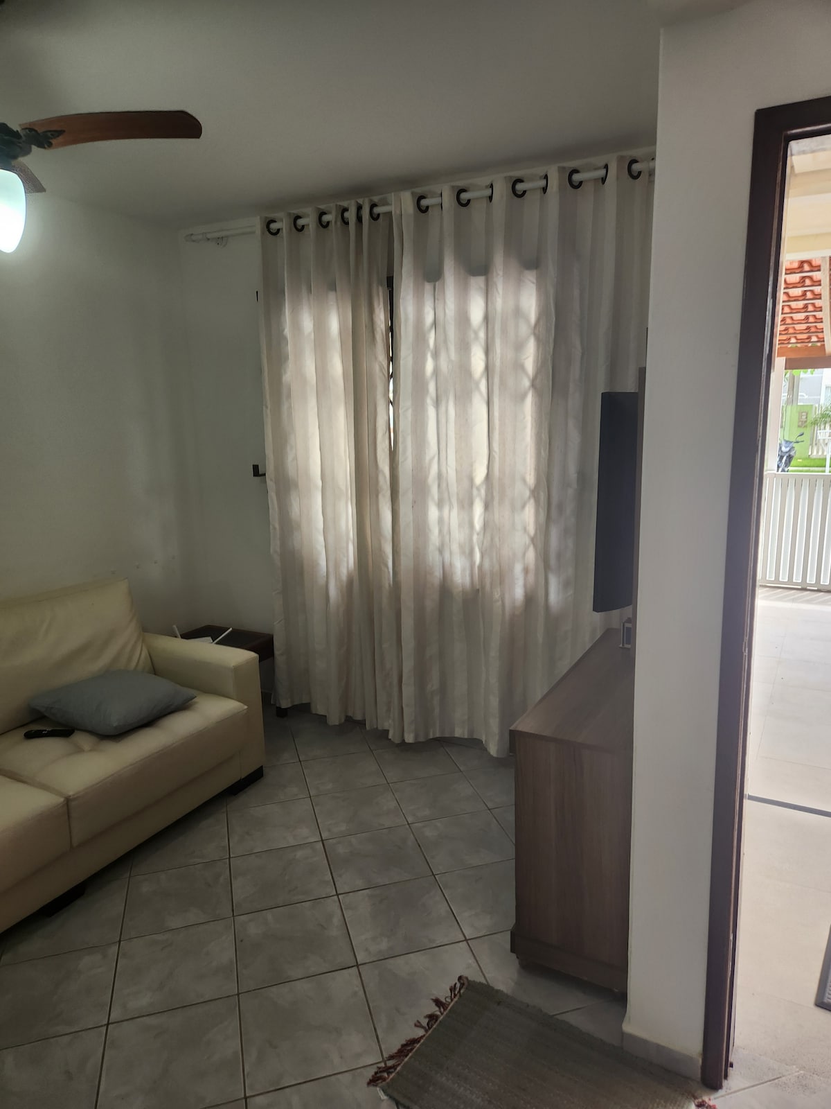 Airbnb em destaque: 3 Bedroom Townhouse for 8 People Guaratuba Near the Sea em Guaratuba