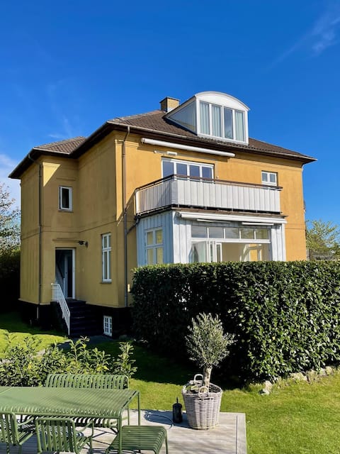 Charming and quiet apartment close to Copenhagen