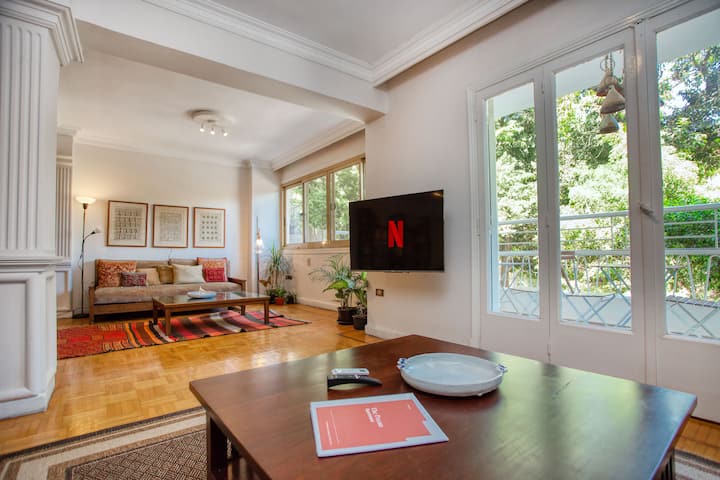 Pecan Apt - Zamalek: Spacious 3BR & Balcony