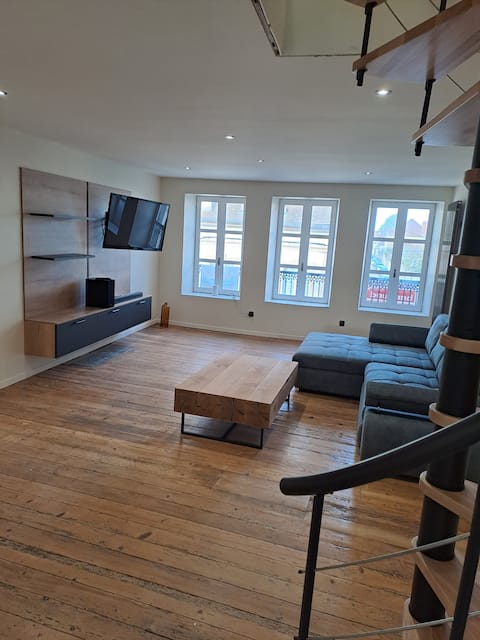 Top performing Airbnb: Le Charme d'Autun – Historic Center, 8 guests in Autun