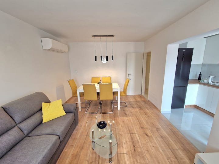 Apartment Nps Pula- Only 10 Minutes From The Beach - Pula