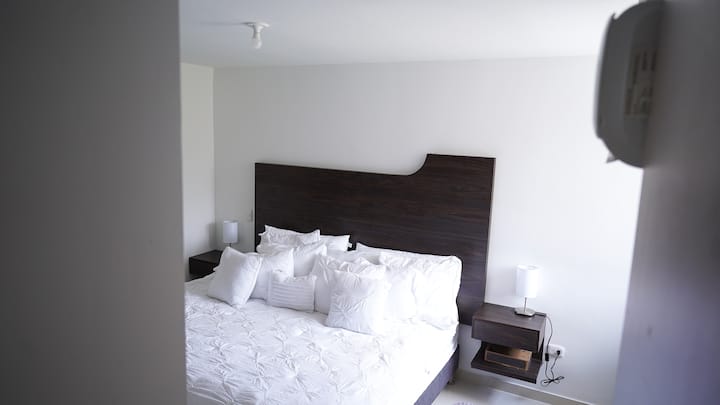 საძინებელი 1