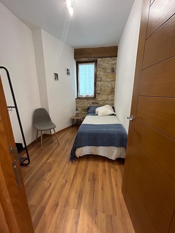 საძინებელი 3