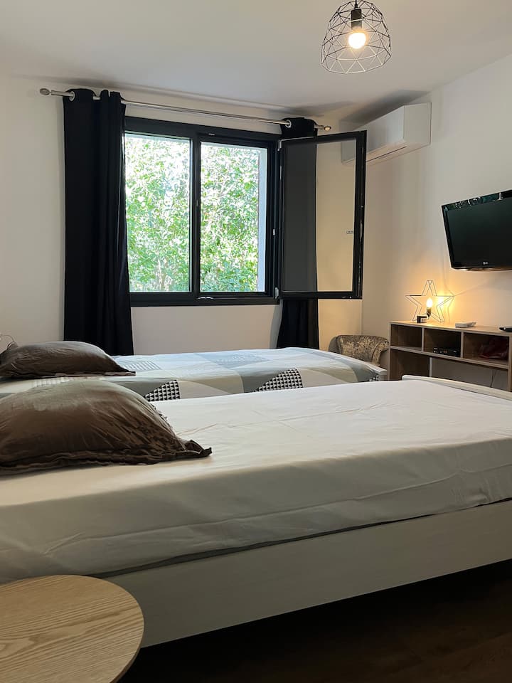 غرفة النوم 1