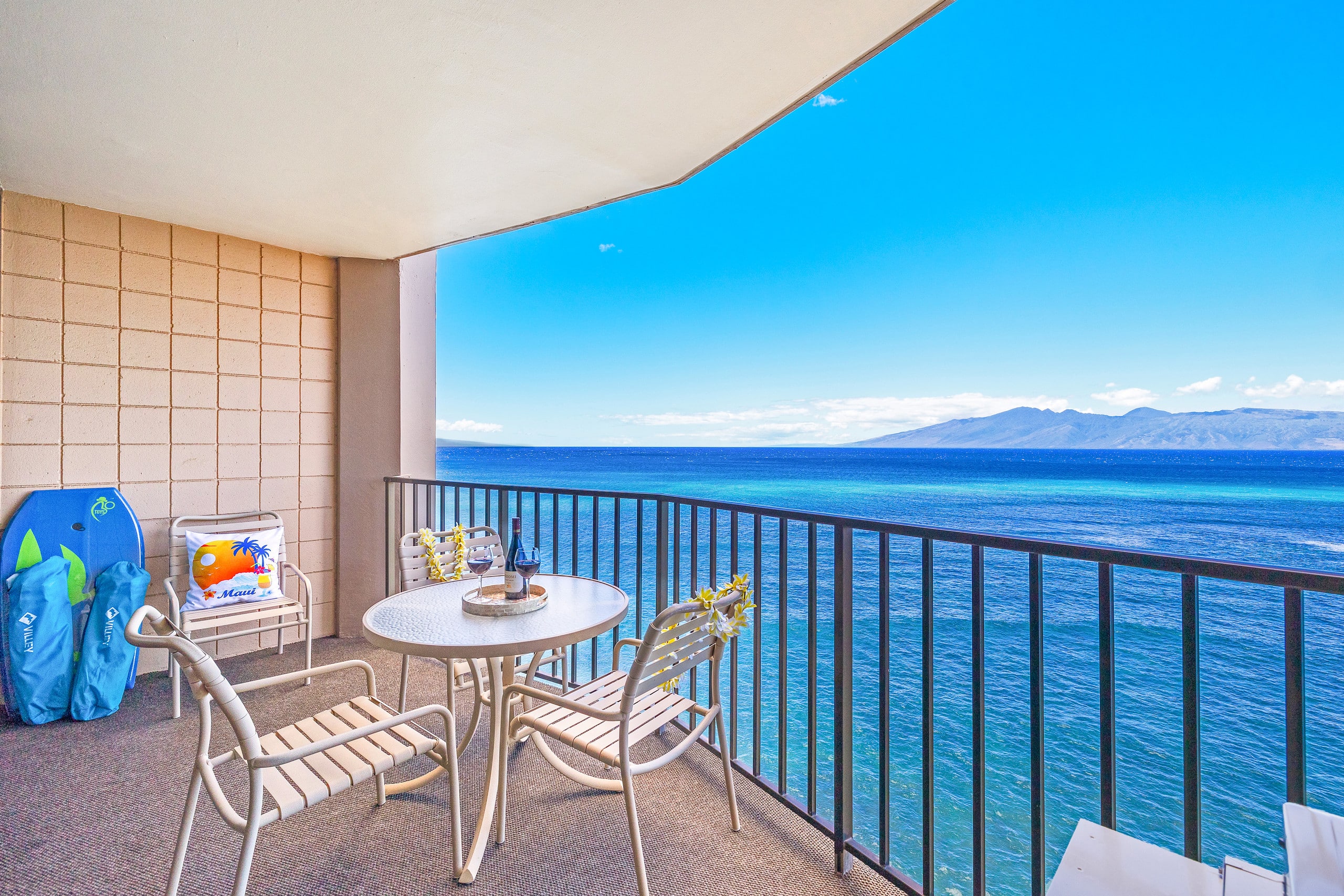 Condo in Lahaina · ★4.93 · 1 bedroom · 2 beds · 1 bath - Image 42