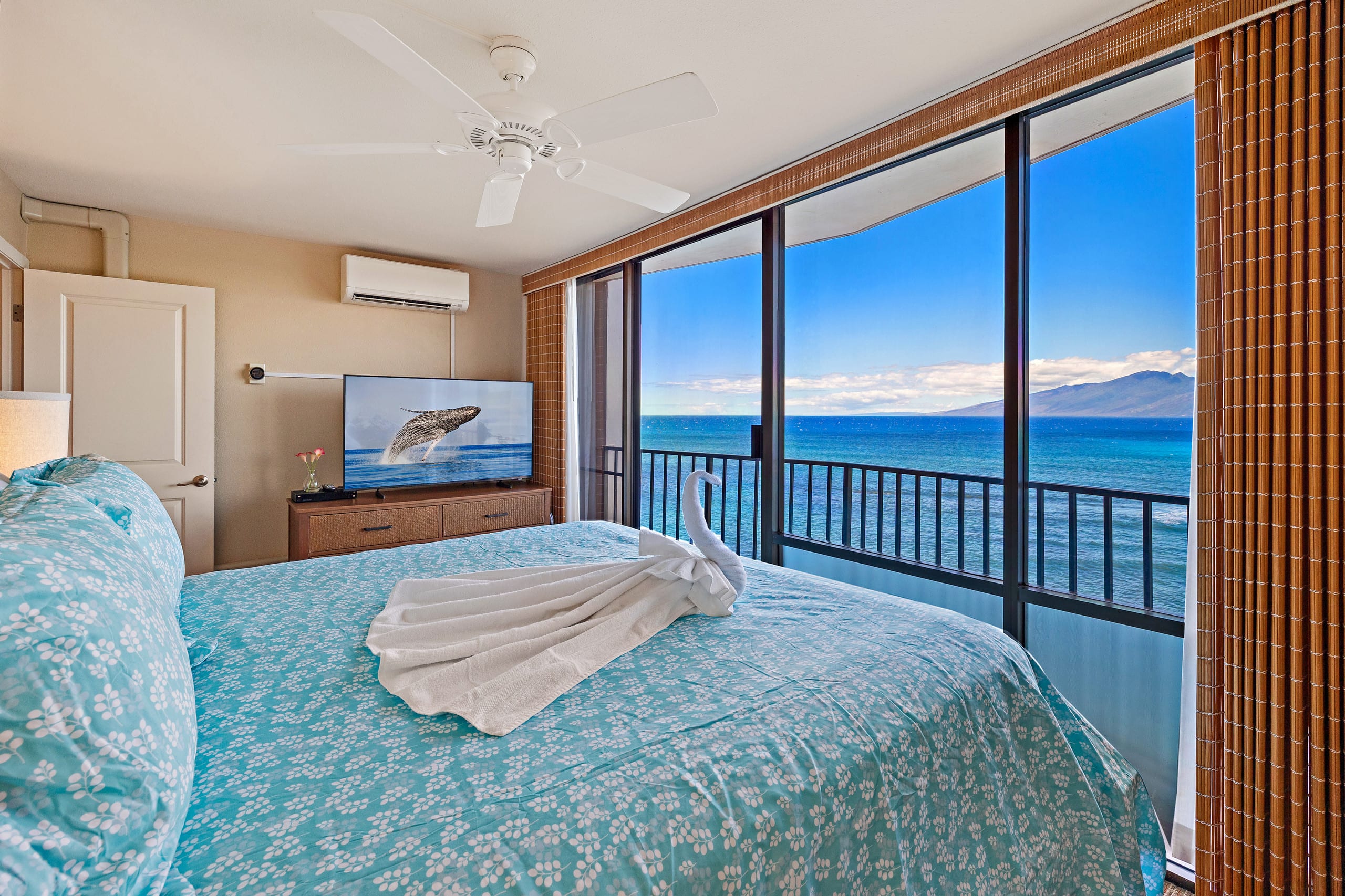 Condo in Lahaina · ★4.93 · 1 bedroom · 2 beds · 1 bath - Image 31