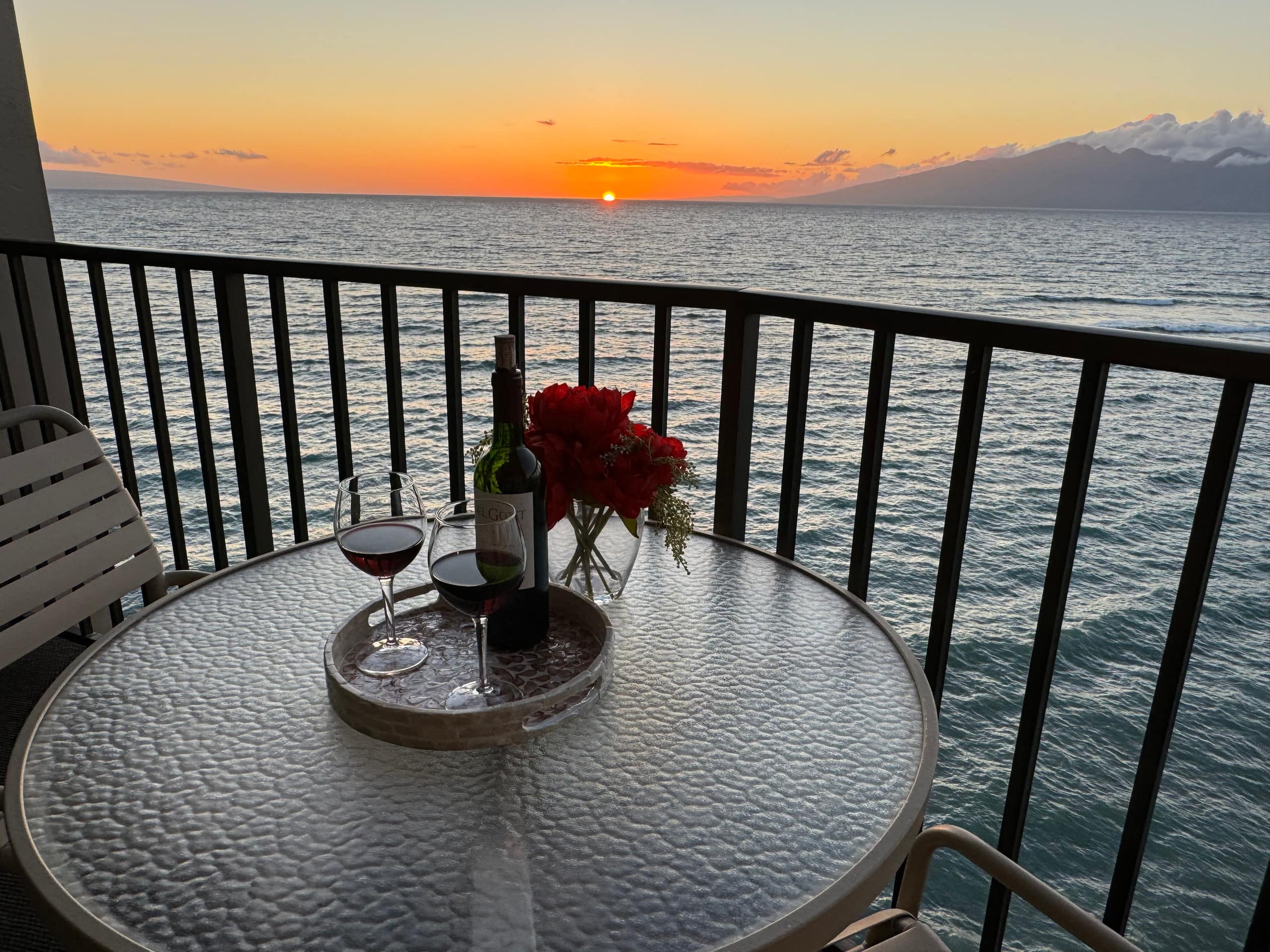 Condo in Lahaina · ★4.93 · 1 bedroom · 2 beds · 1 bath - Image 47