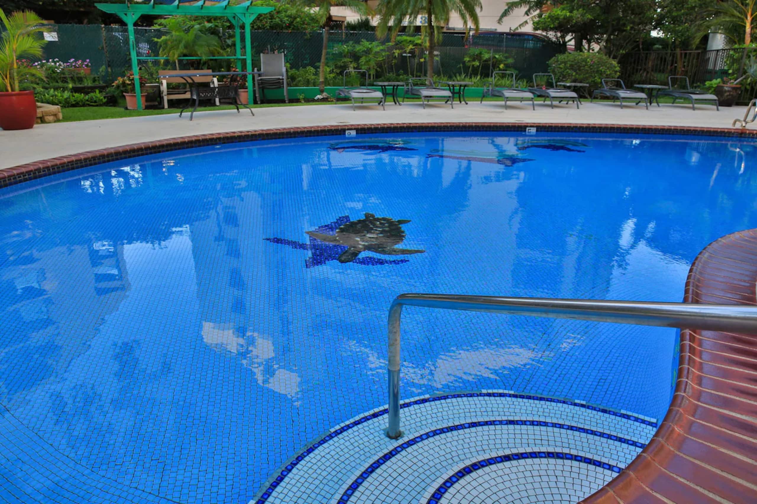 Condo in Lahaina · ★4.93 · 1 bedroom · 2 beds · 1 bath - Image 79