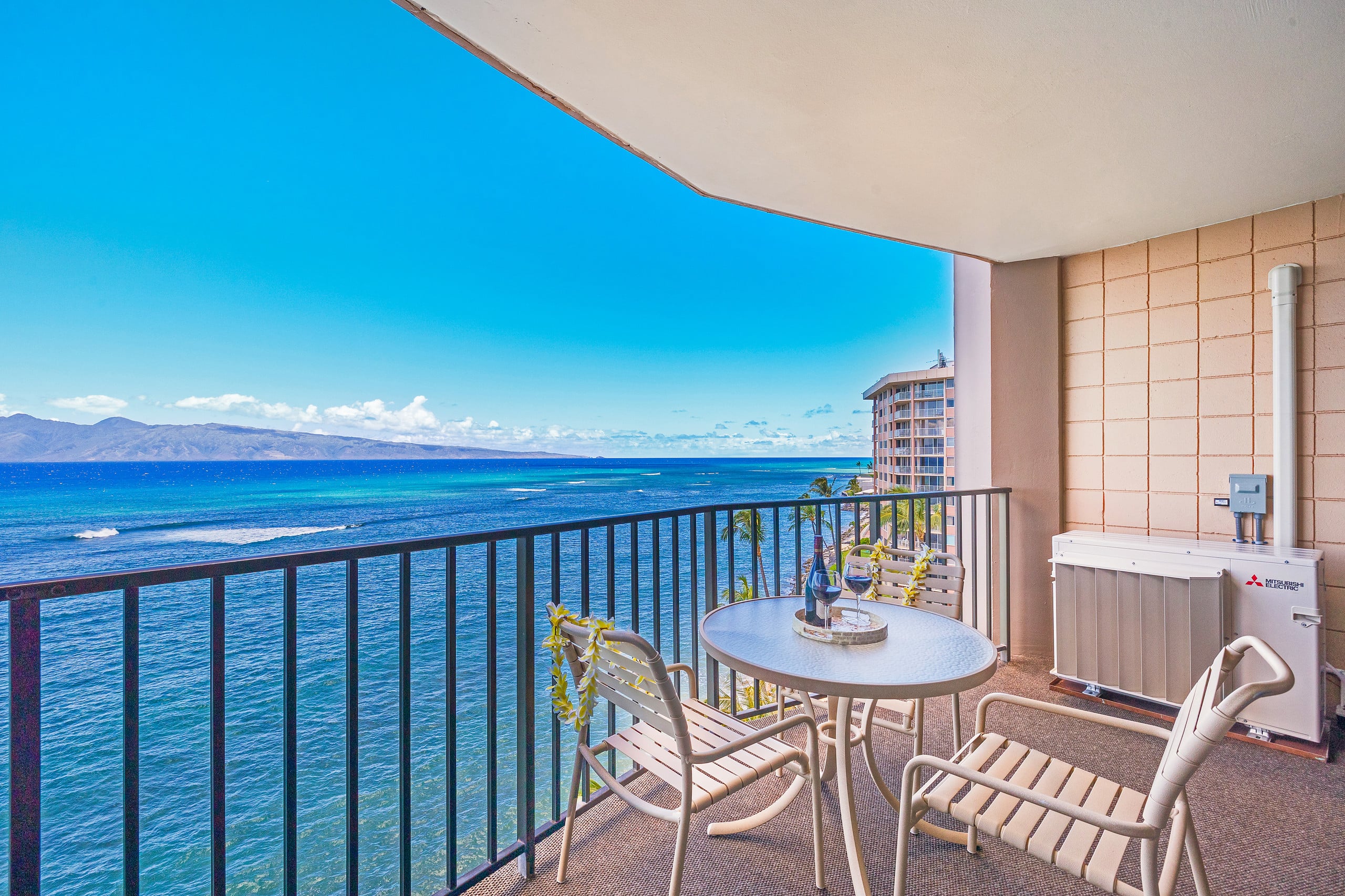 Condo in Lahaina · ★4.93 · 1 bedroom · 2 beds · 1 bath - Image 40