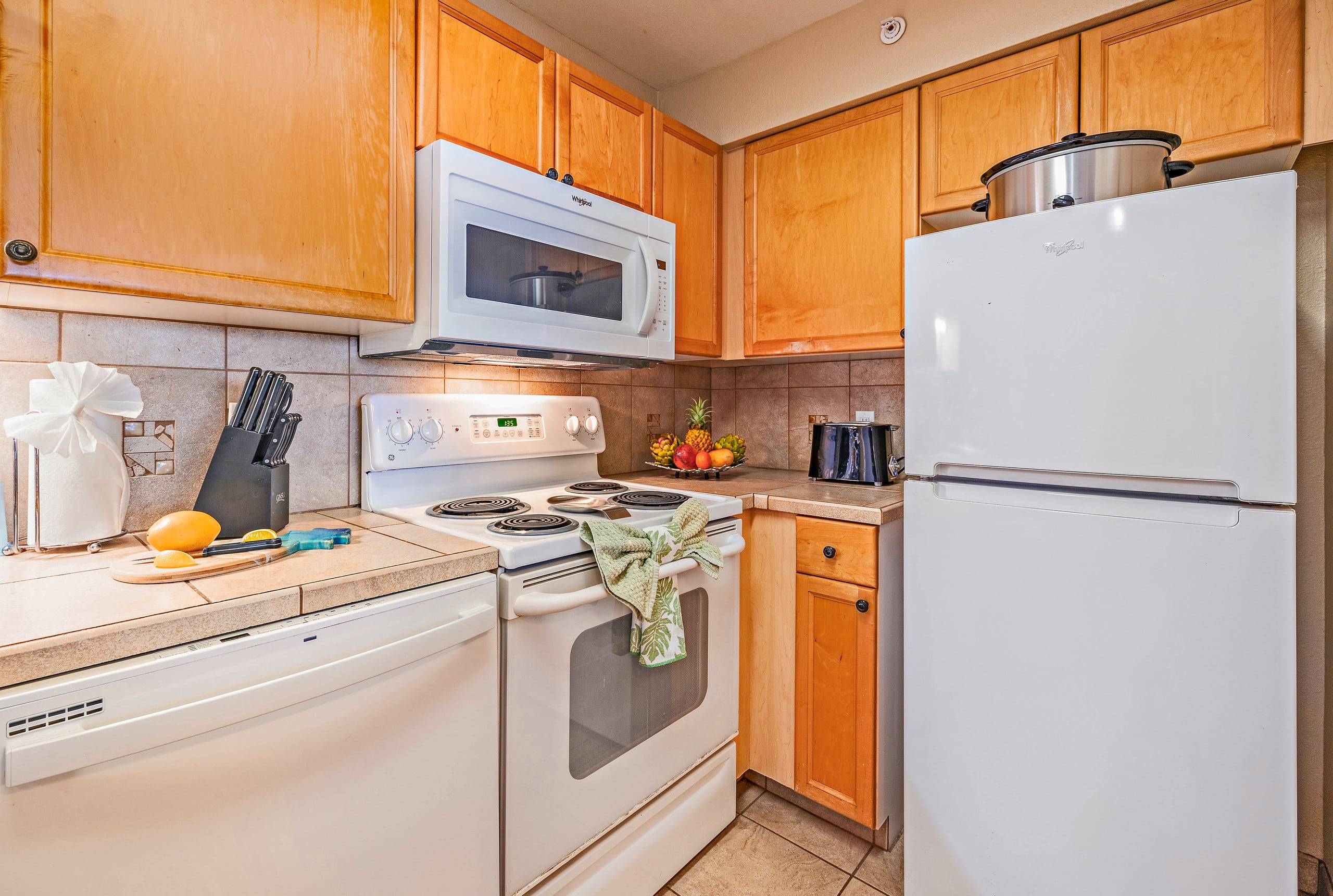 Condo in Lahaina · ★4.93 · 1 bedroom · 2 beds · 1 bath - Image 22