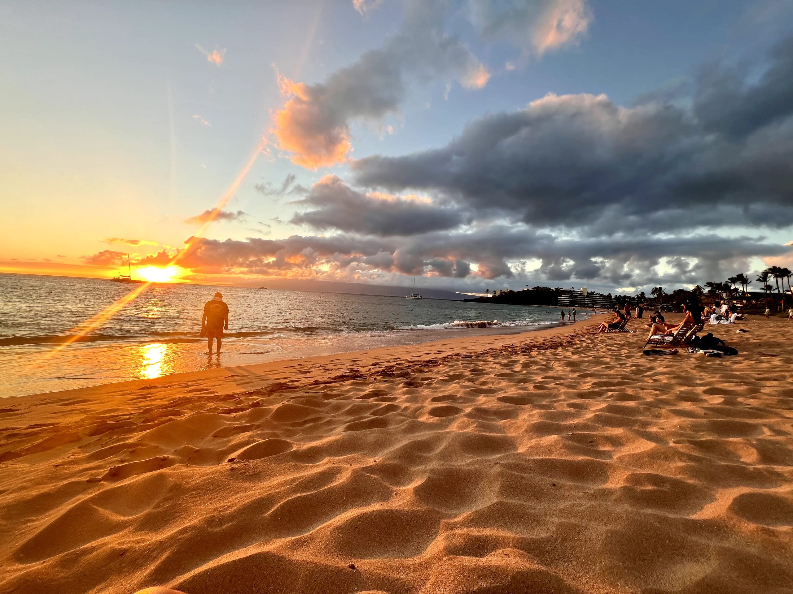 Condo in Lahaina · ★4.93 · 1 bedroom · 2 beds · 1 bath - Image 76