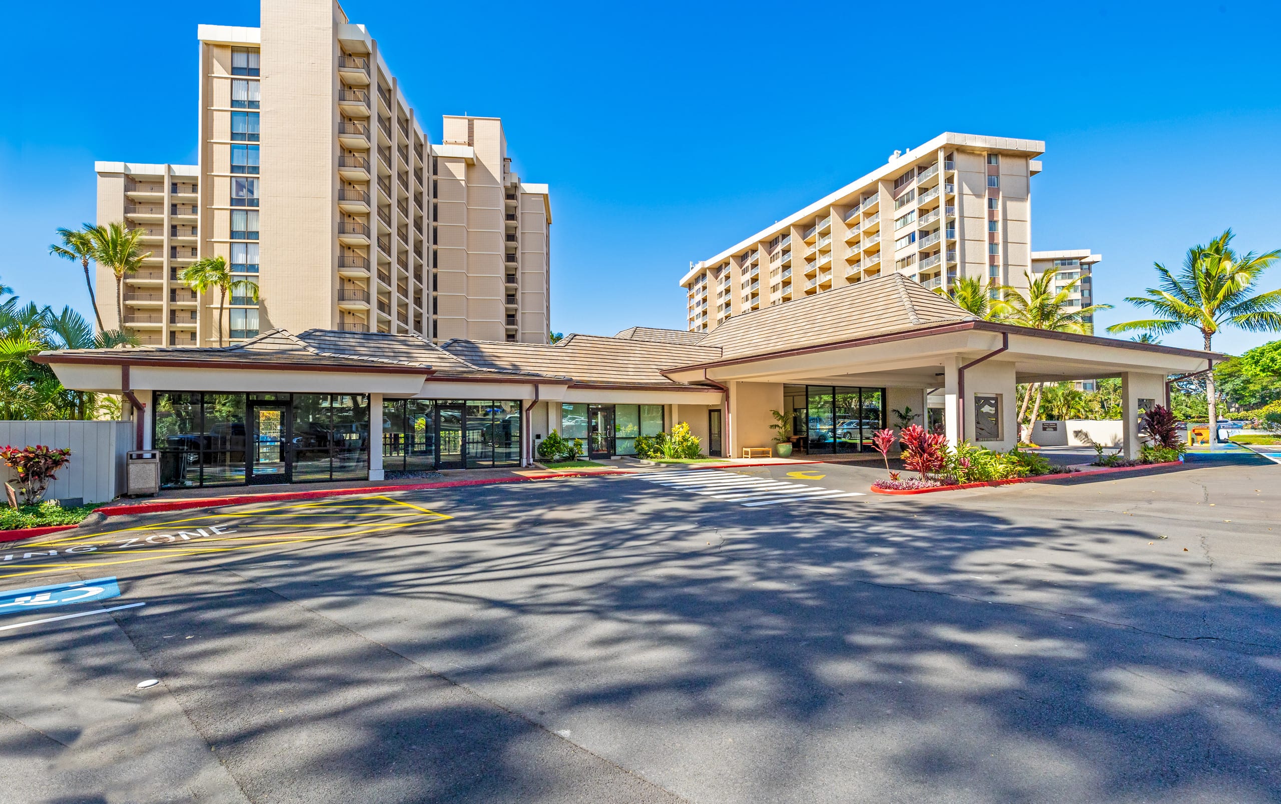 Condo in Lahaina · ★4.93 · 1 bedroom · 2 beds · 1 bath - Image 51